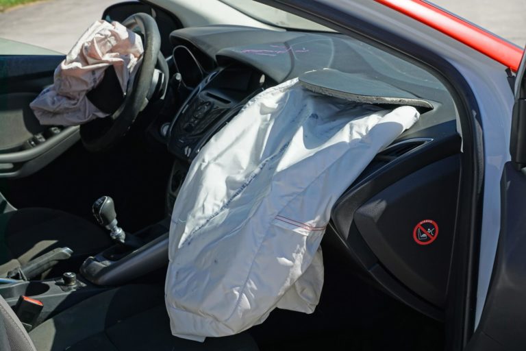 Auto Airbag ausgelöst